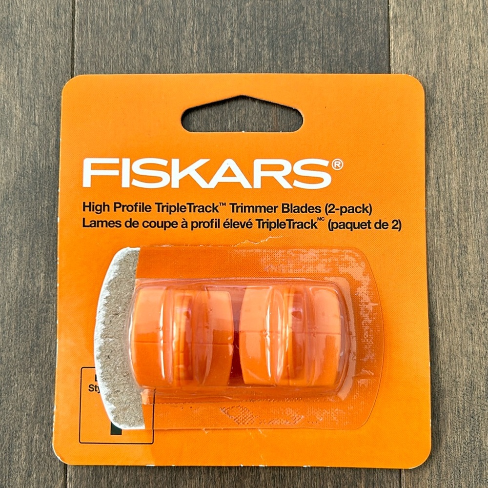 FISKARS Titanium TripleTrack High Profile Cutting Replacement Blades Paper Craft
